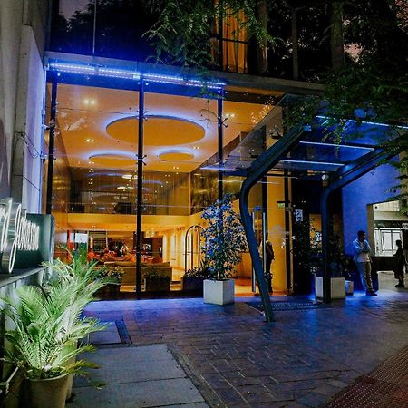 霍华德约翰逊加拿大套房酒店 科尔多瓦 外观 照片