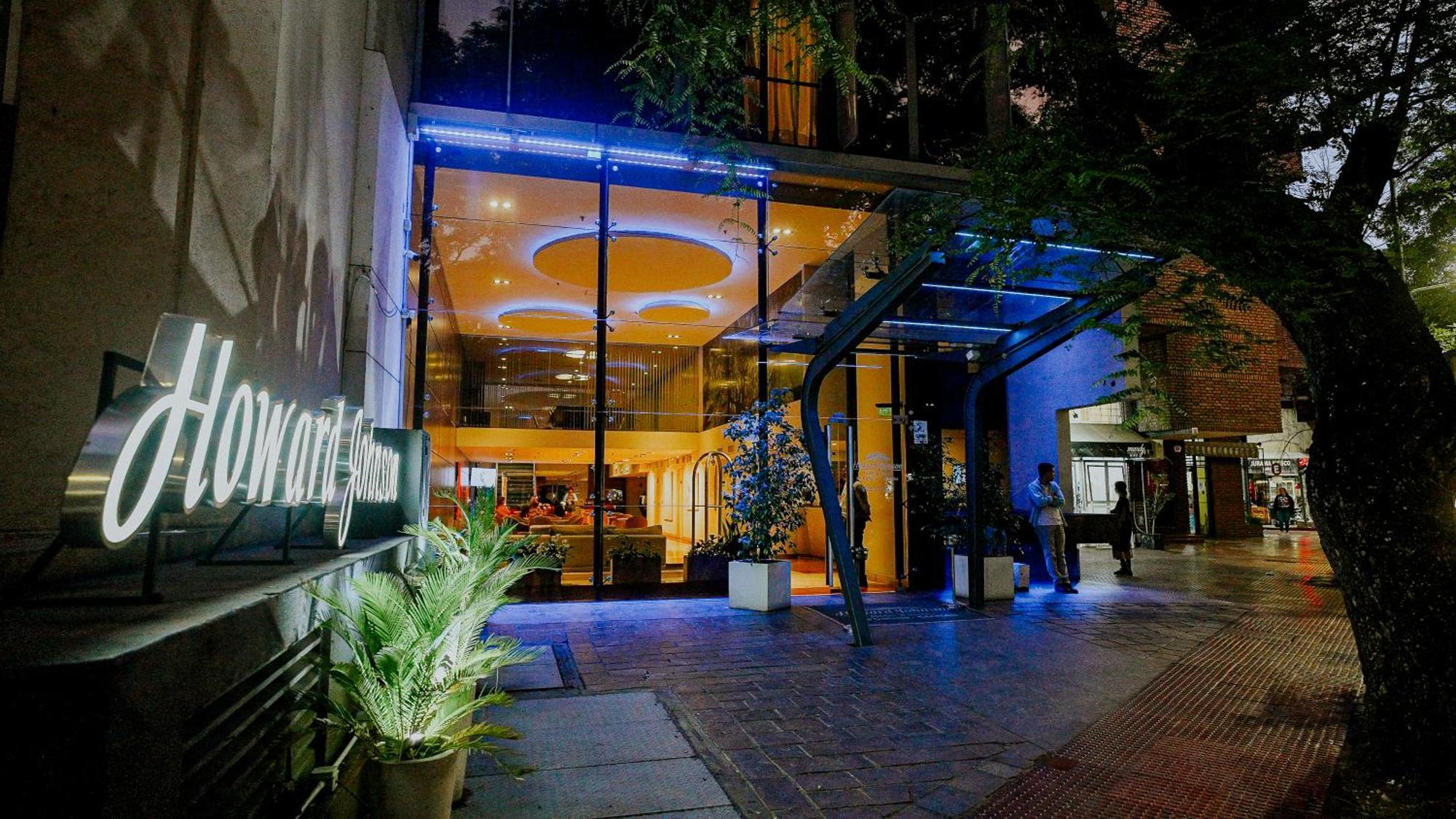 霍华德约翰逊加拿大套房酒店 科尔多瓦 外观 照片