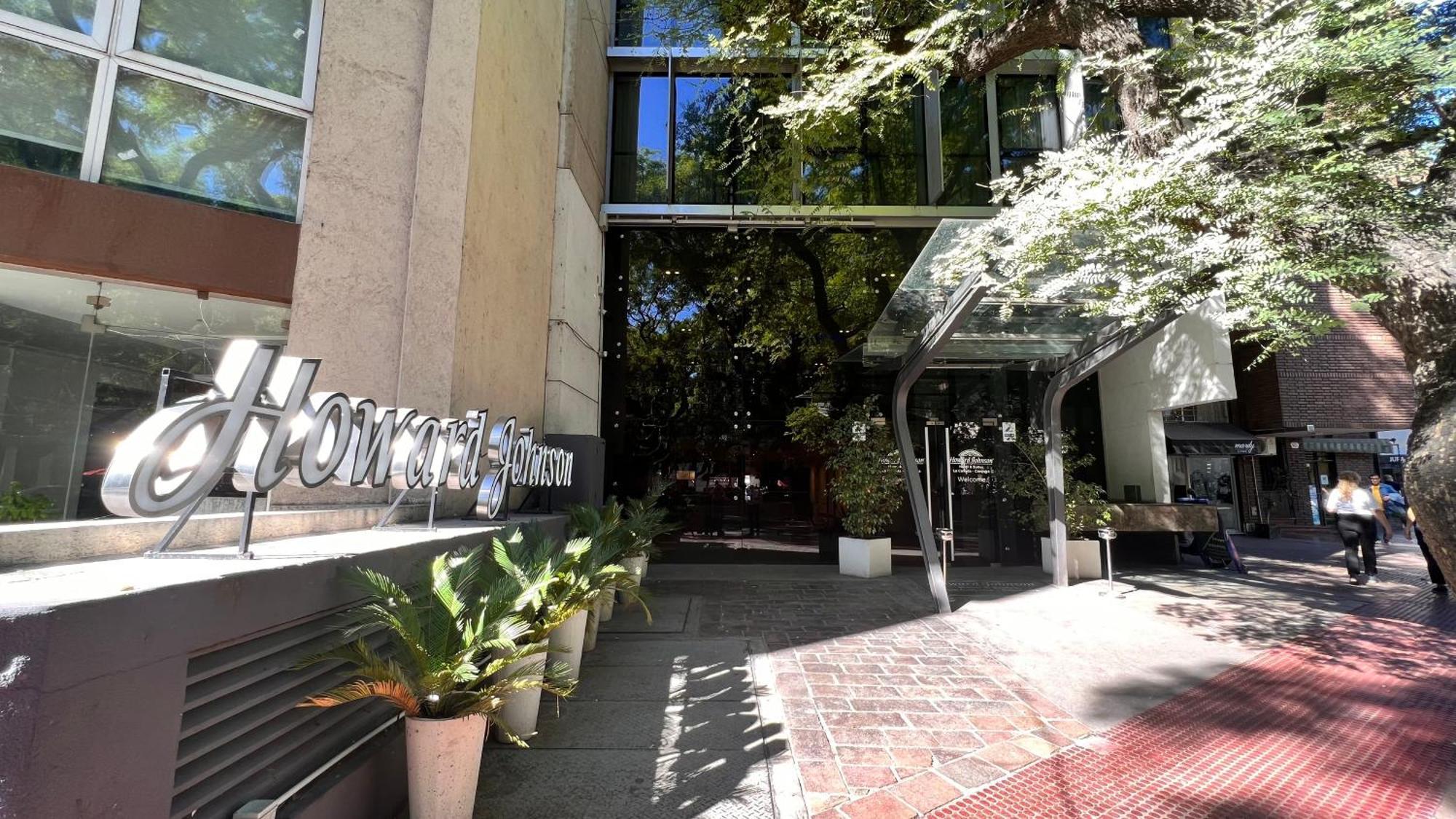 霍华德约翰逊加拿大套房酒店 科尔多瓦 外观 照片